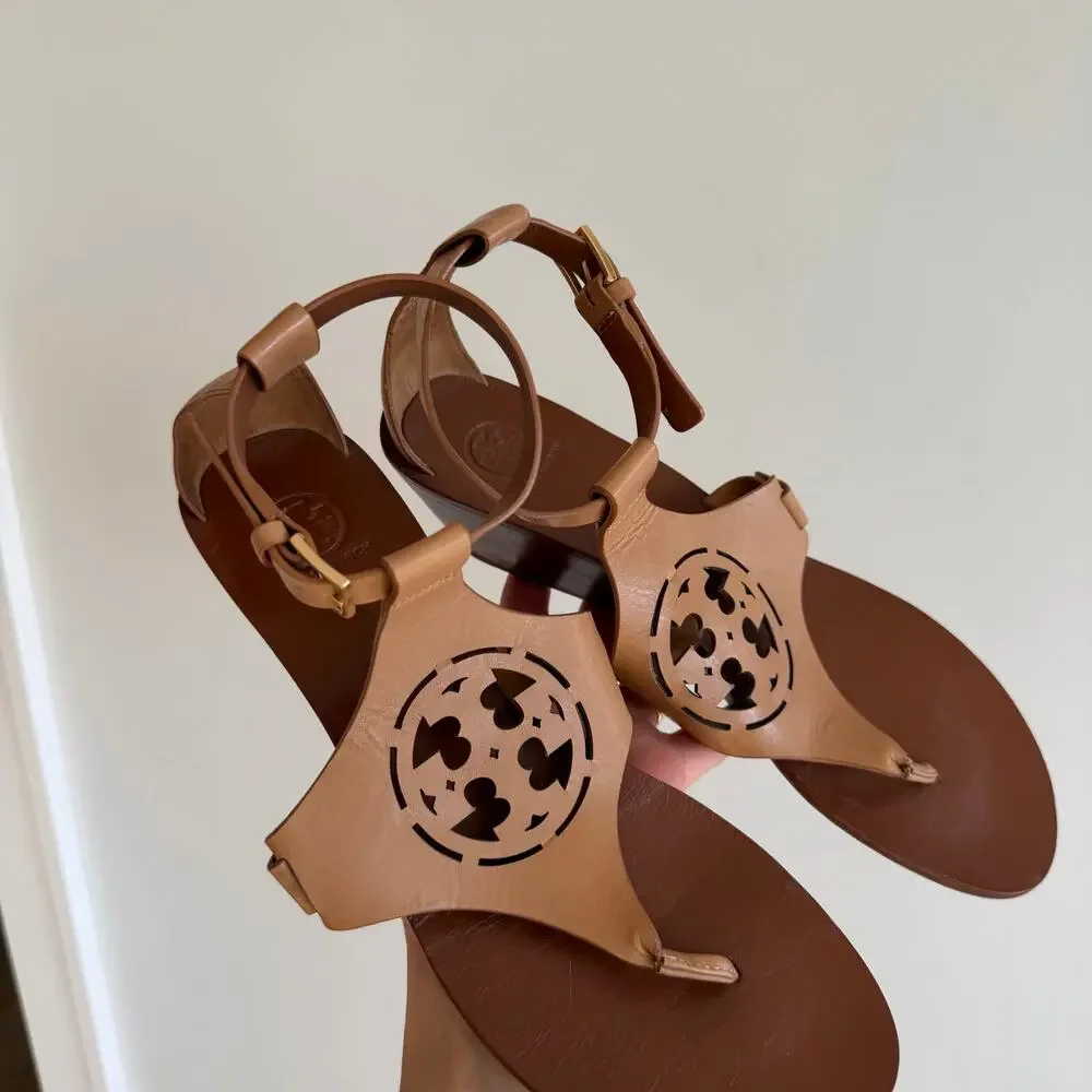 Tory Burch Zoey Leather Logo Thong Strap Wedge Sandals Tan Brown 9.5
